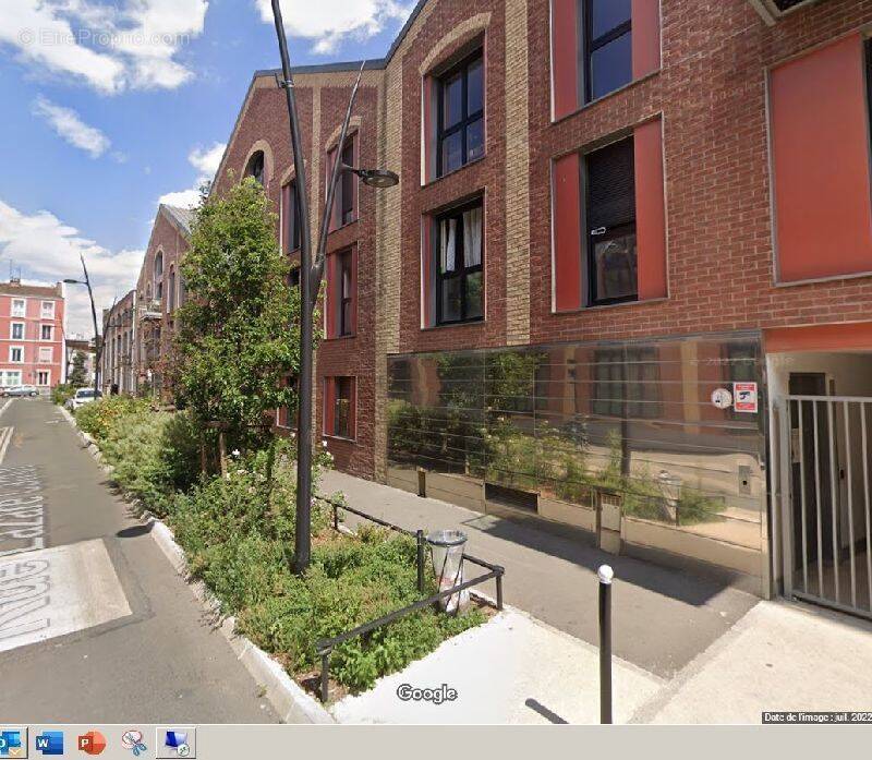 Parking à LE PRE-SAINT-GERVAIS