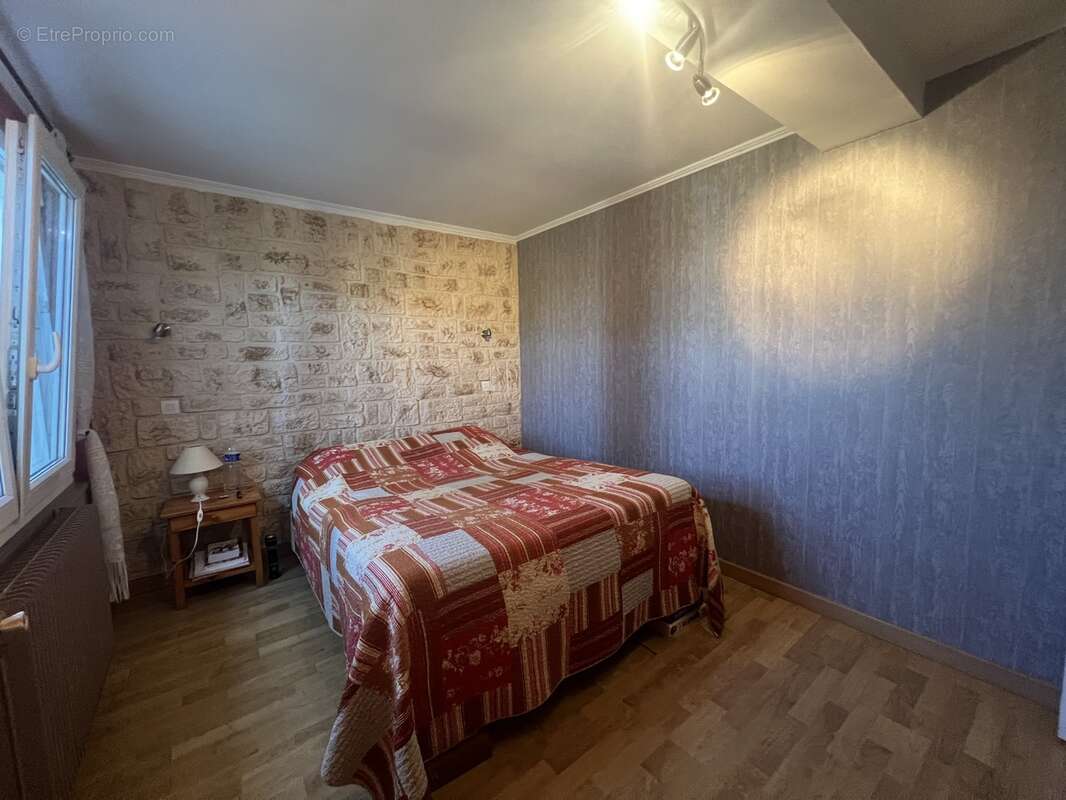 Maison à SAINT-SATURNIN