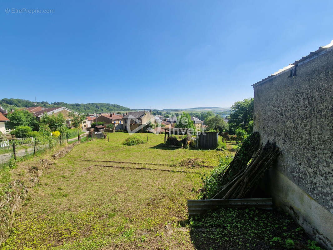 Terrain à MONTMEDY