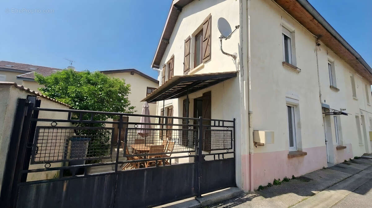 Maison à AMBERIEU-EN-BUGEY