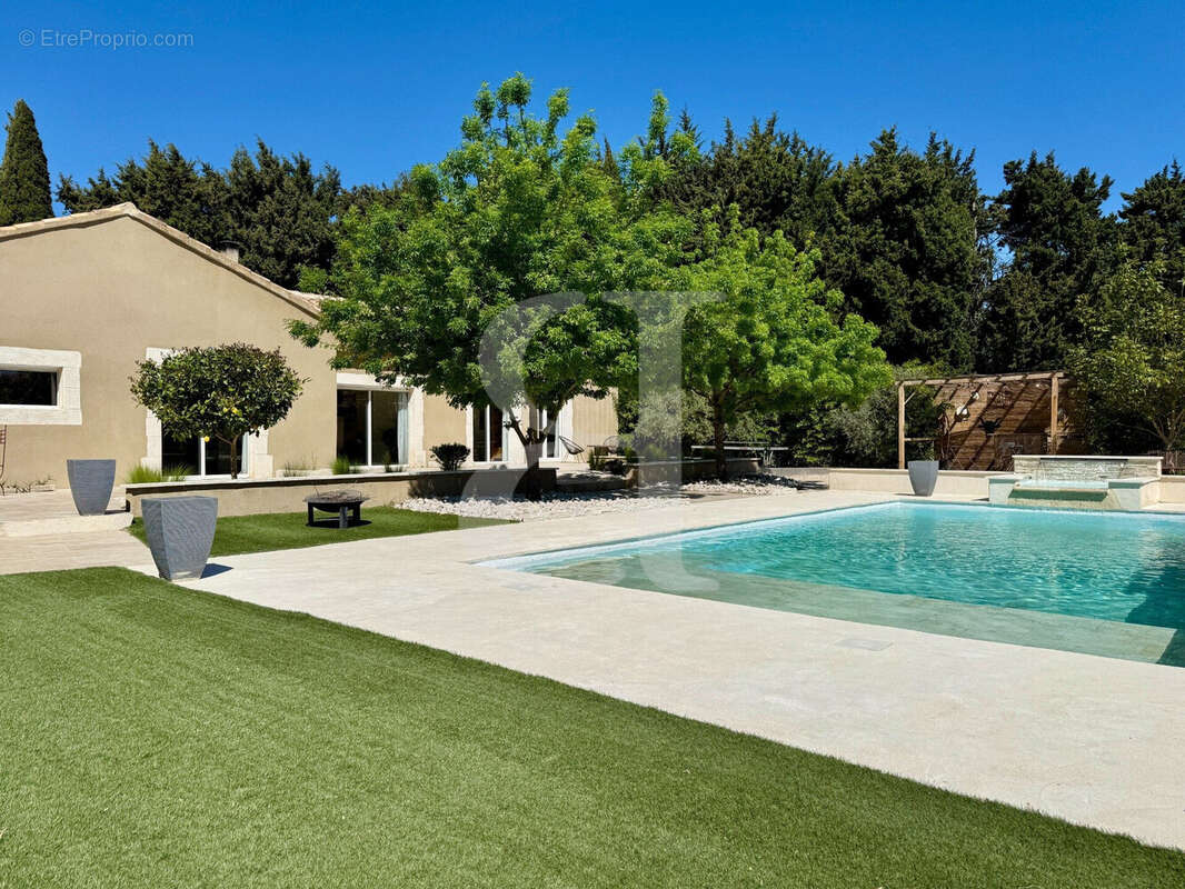 Maison à SAINT-REMY-DE-PROVENCE