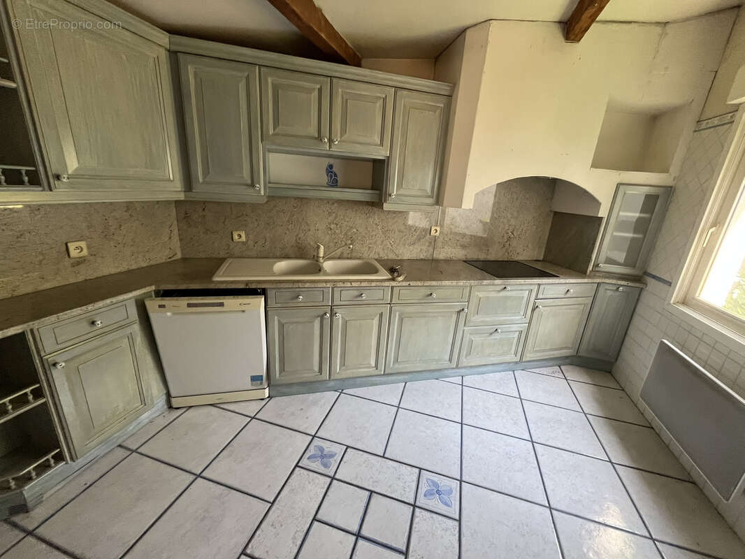 Maison de style comprenant 2 logements sur 1540m2 de parcelle divisible - photo 16