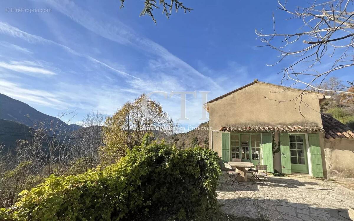 Maison à MONTBRUN-LES-BAINS