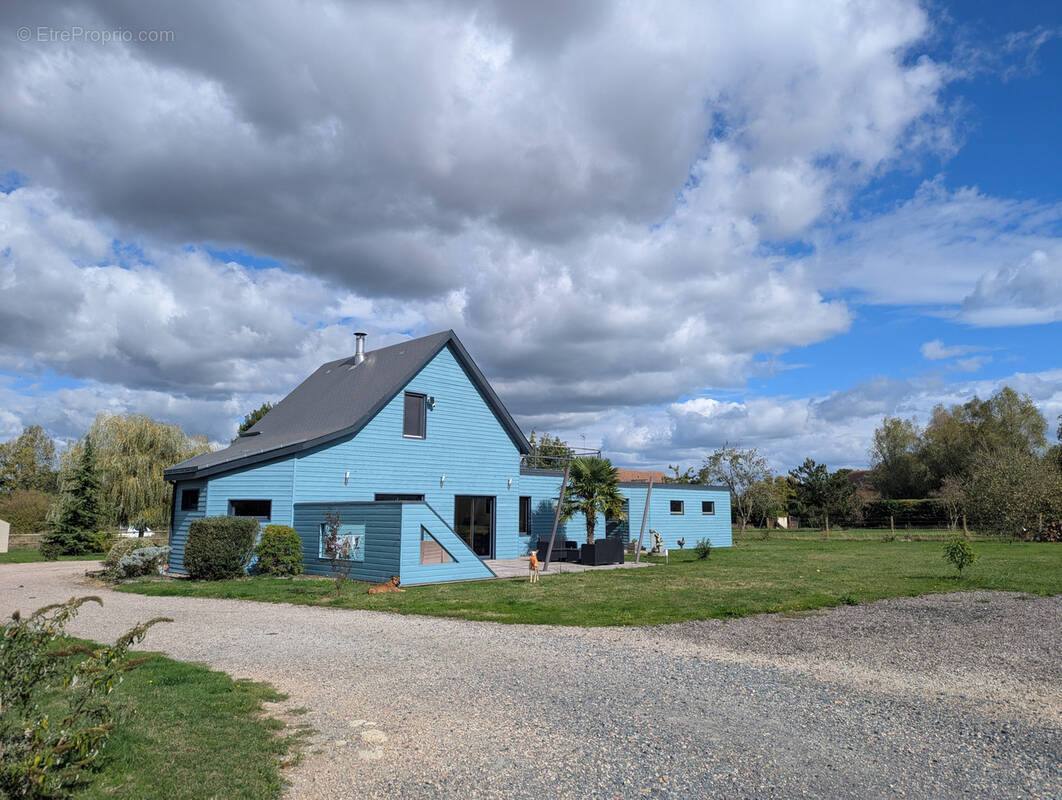 Maison à SAINT-PIERRE-SUR-DIVES