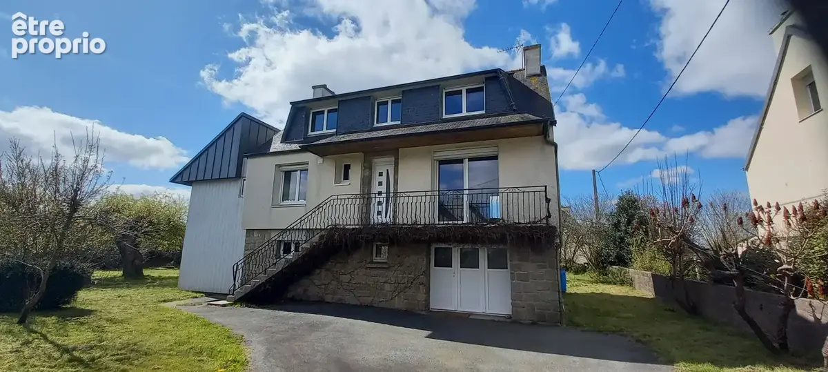 Maison à PLEYBER-CHRIST