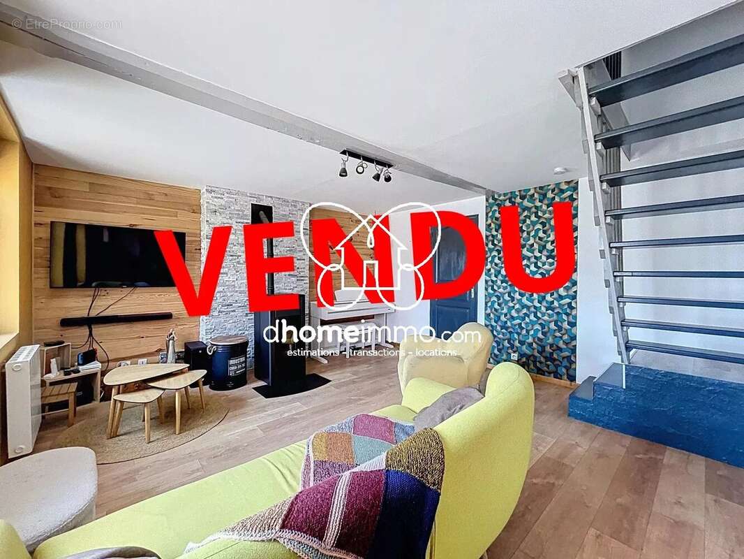 Maison à RAIMBEAUCOURT