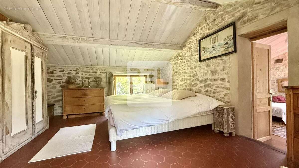Maison à UZES