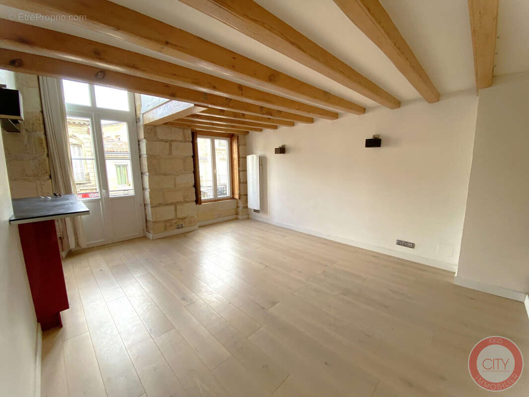 Appartement à BORDEAUX