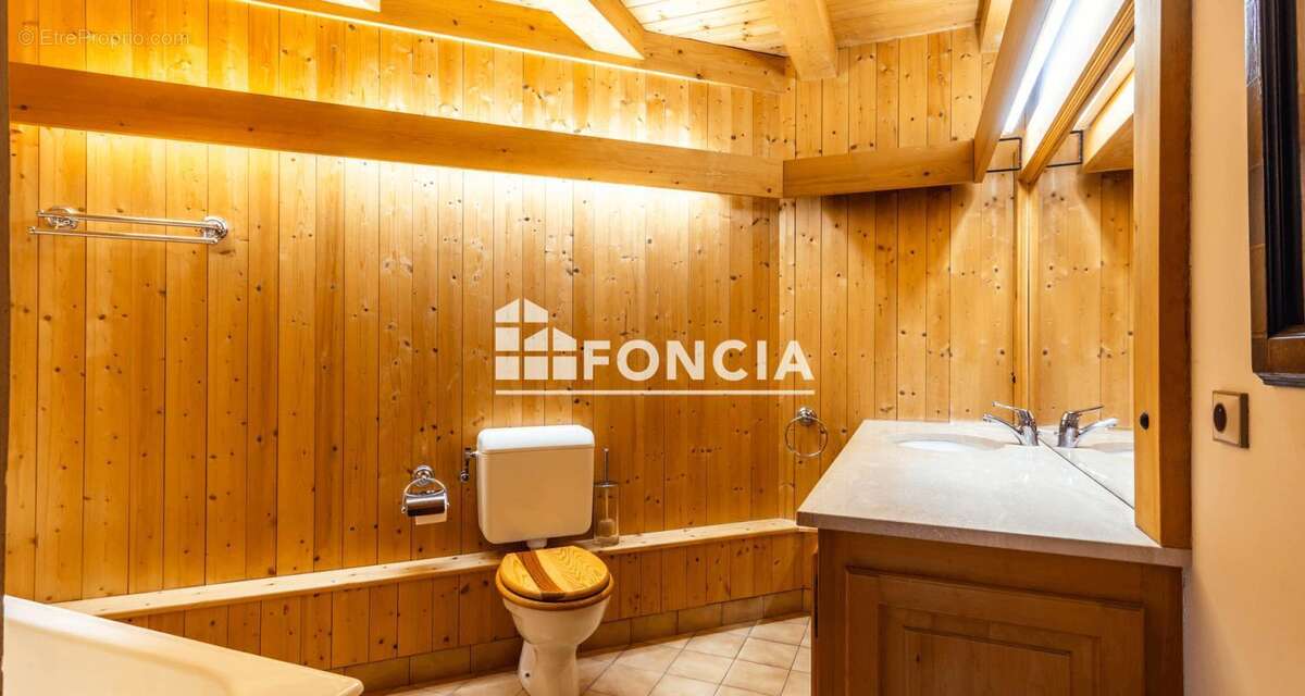 Appartement à DEMI-QUARTIER