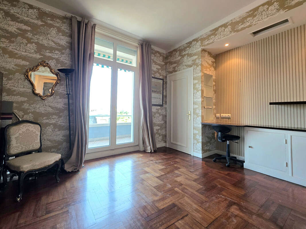 Appartement à ROMANS-SUR-ISERE
