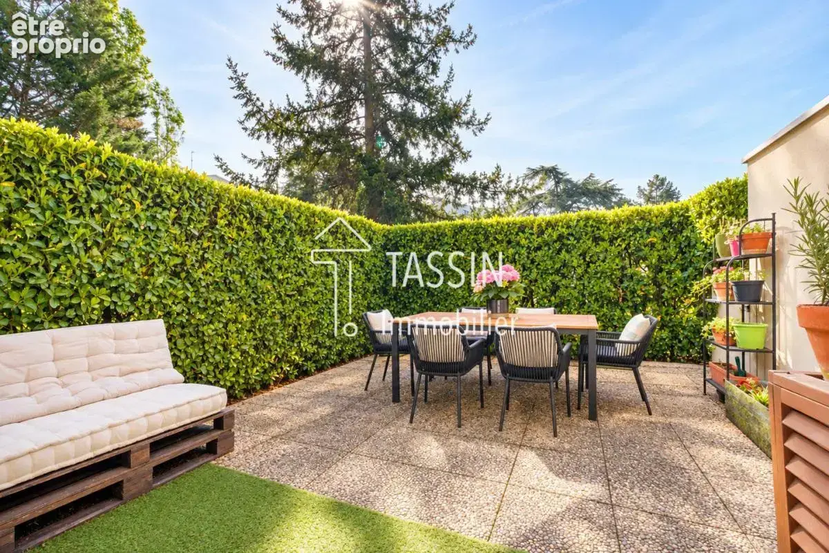 TASSIN - T3 en rez de jardin dans résidence sécurisée - photo 1