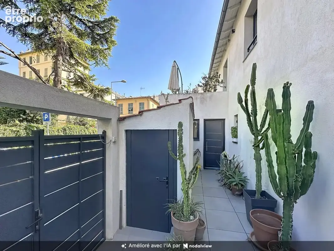 Maison de ville plein coeur Libération - photo 19