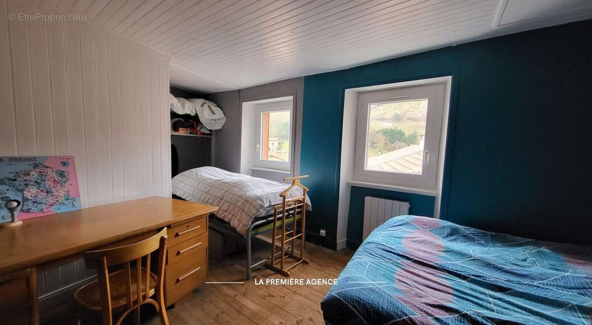 Maison 125 m² à Saint-Clement-Sur-Valsonne  - photo 6