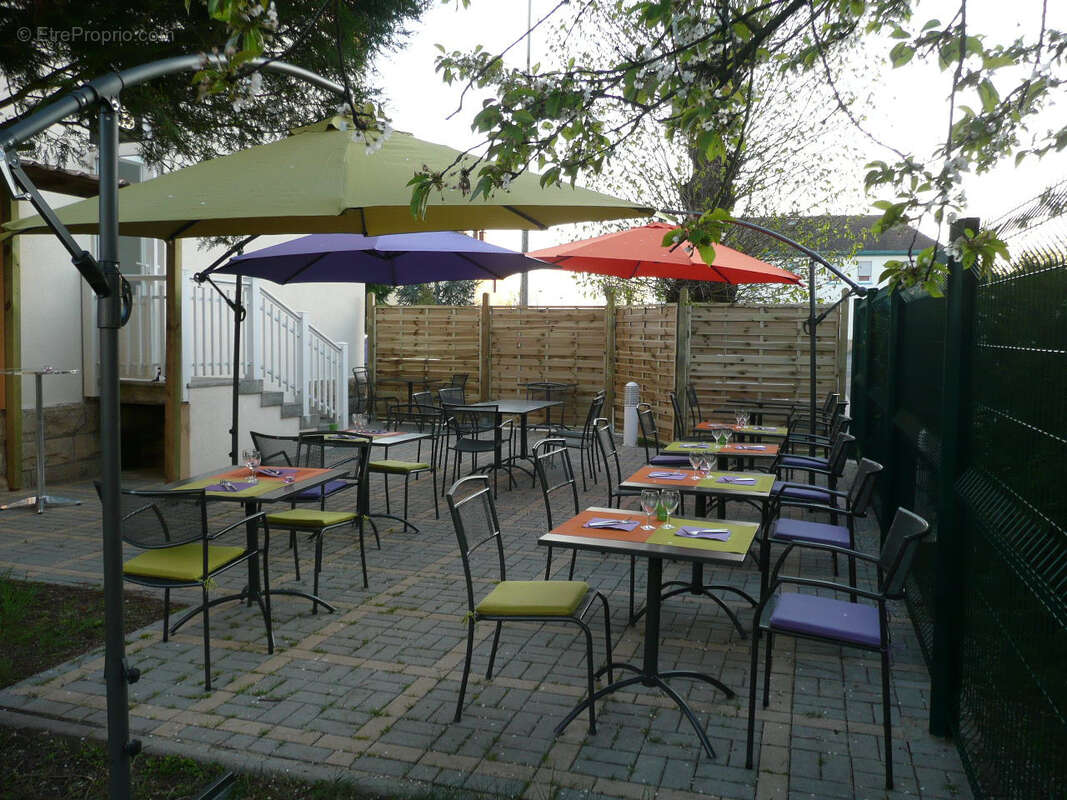 Commerce à BOUZONVILLE