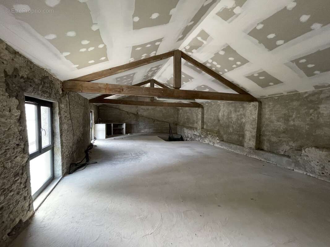 Maison à SAUVIAN