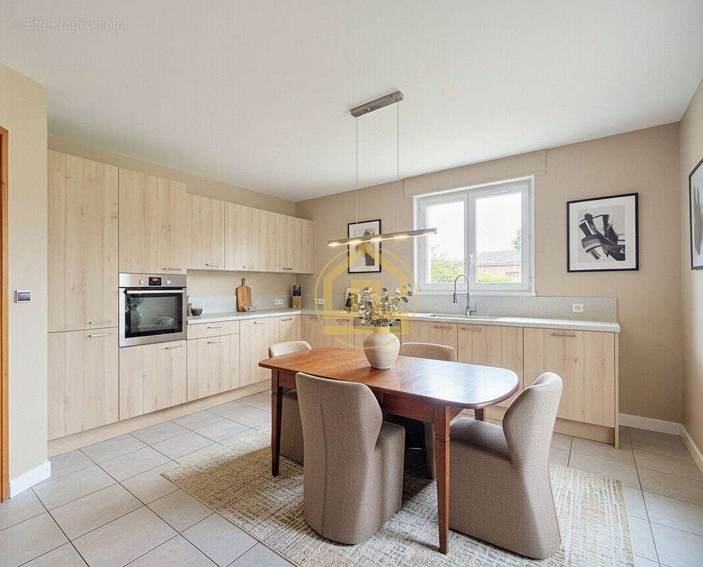 Maison 150 m² à Saint-Saulve  - photo 5