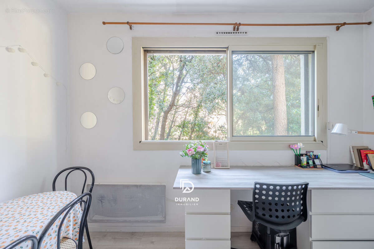 Appartement à MARSEILLE-9E