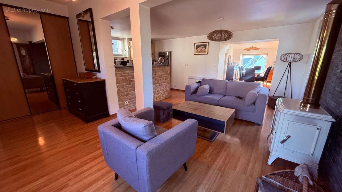 Ensemble de 2 maisons avec vues sur le Golfe - 9 PIECES - 195 M² - terrain 2140 m² - photo 8