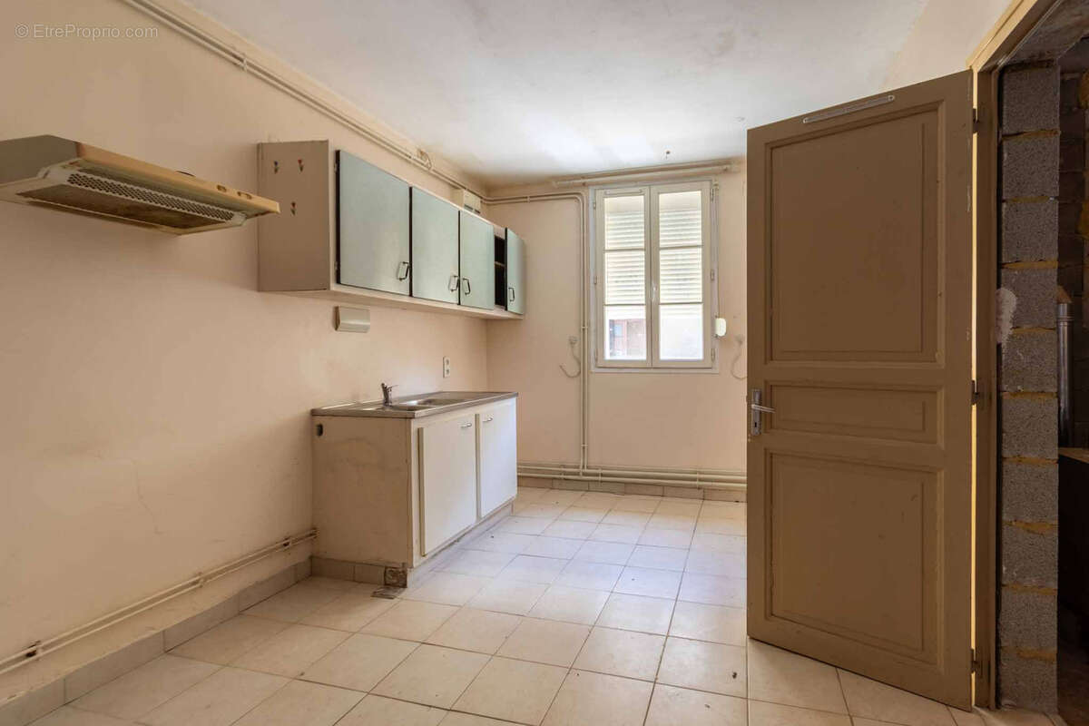 Maison à SAINT-MARTIAL-DE-NABIRAT