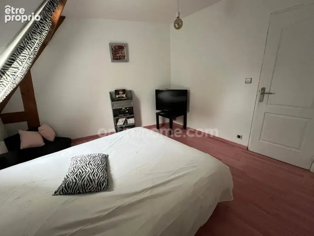Vironvay – Maison contemporaine lumineuse de 200 m² sur 1 400 m² de terrain - photo 16