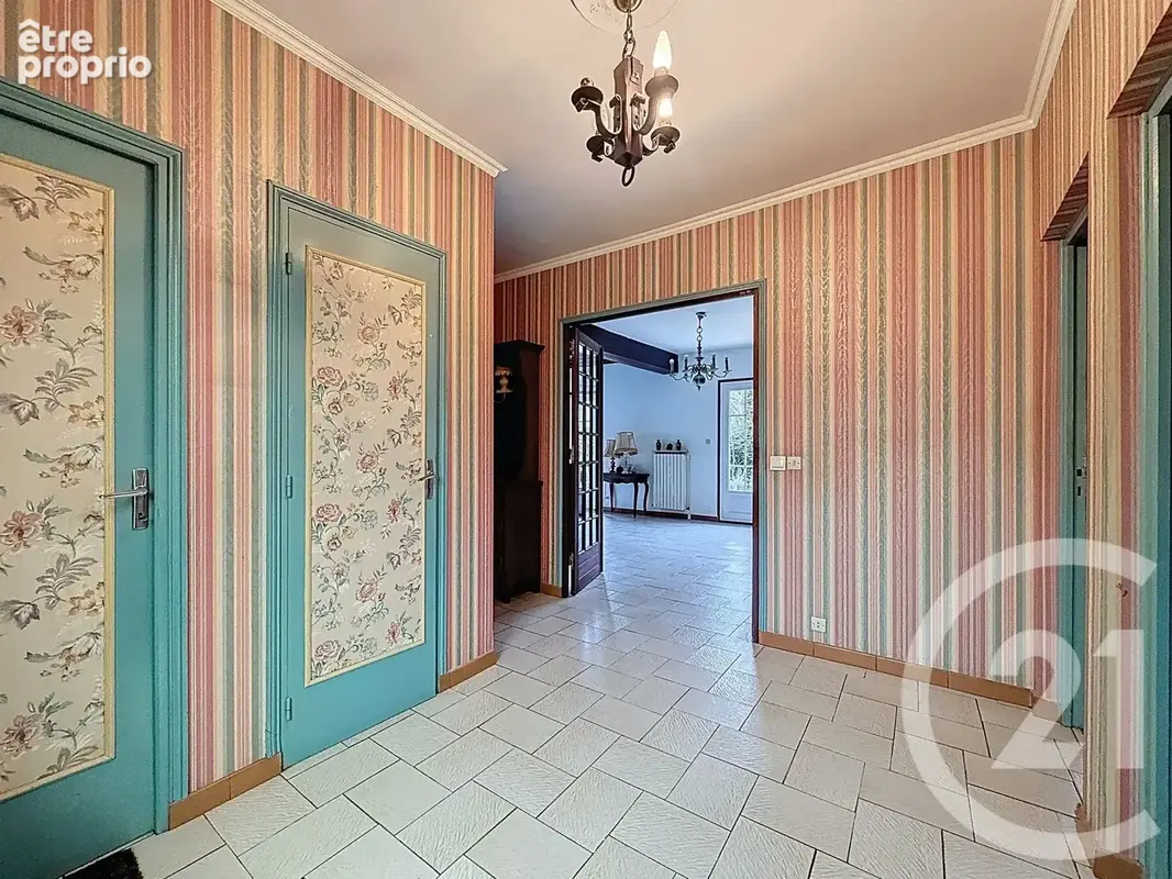 Maison 5 pièces 133 m² à vendre à Soucy (89100) - photo 3