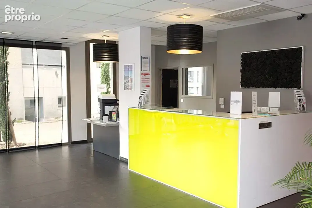 INVESTISSEMENT LOCATIF  LYON 3  Résidence Appart'HOTEL Lyon Lumière  6,48 % de rentabilité - photo 11