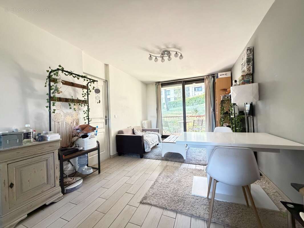 Premier achat ou investissement idéal – Charmant 2 pièces avec terrasse au Cannet - photo 7