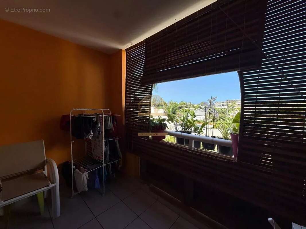 Appartement à L'ETANG-SALE