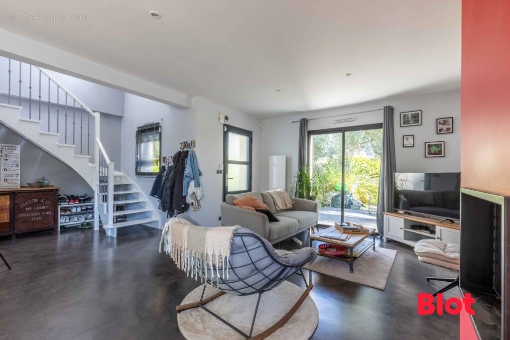 Maison à BAIN-DE-BRETAGNE