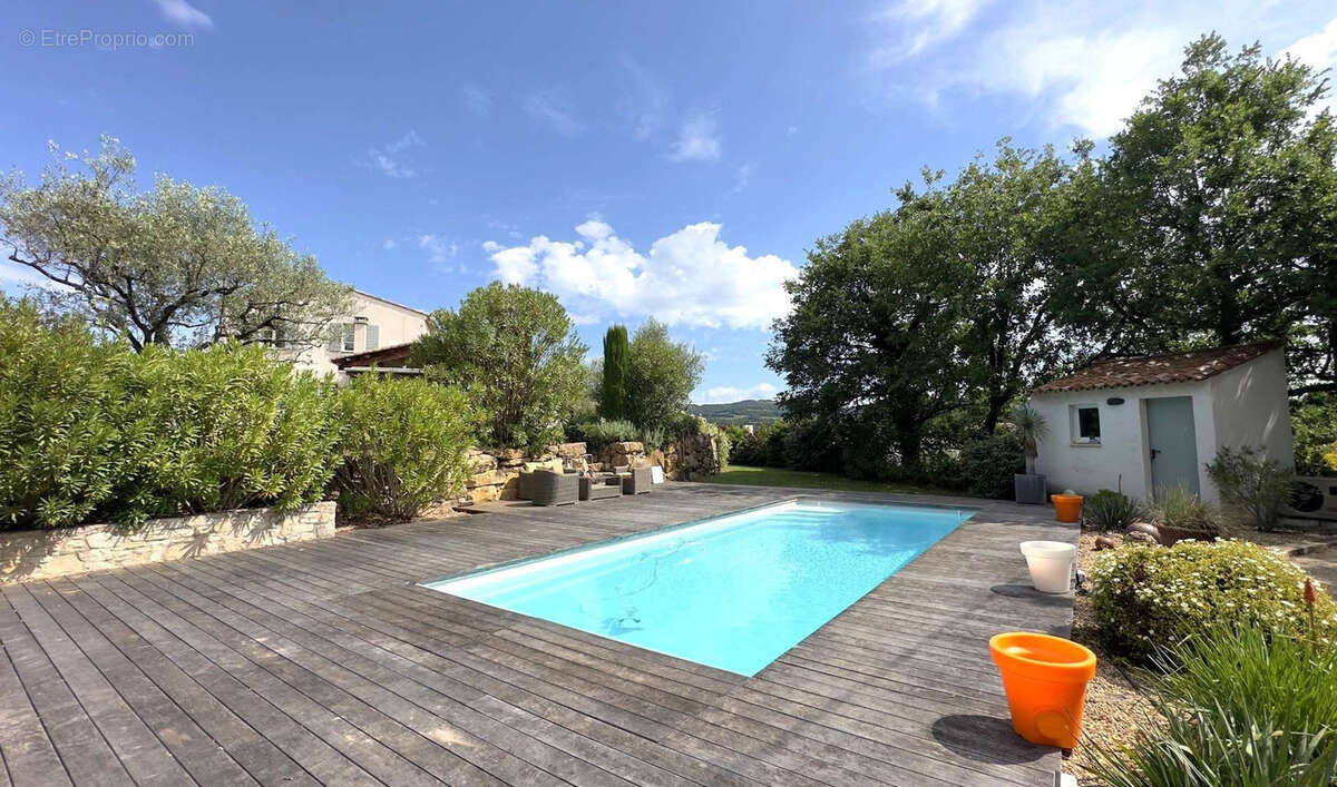 Maison à VAISON-LA-ROMAINE