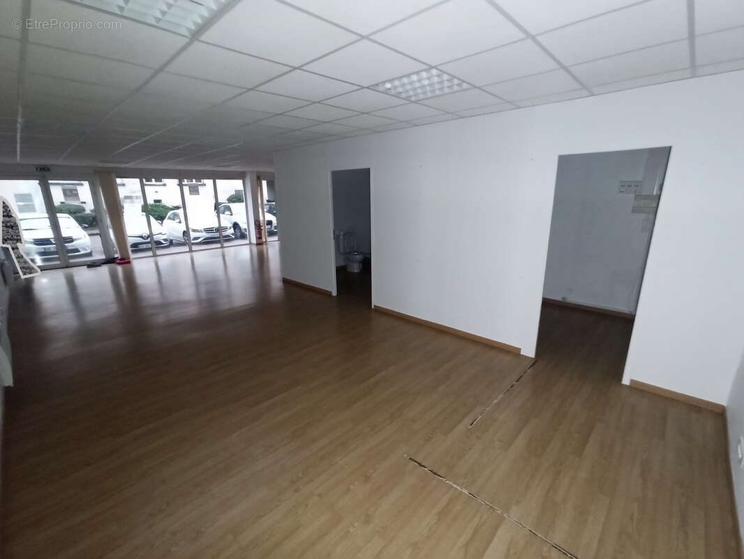 VENTE Bureaux/Commerce 90m2 sur PÉNÉTRANTE - photo 5