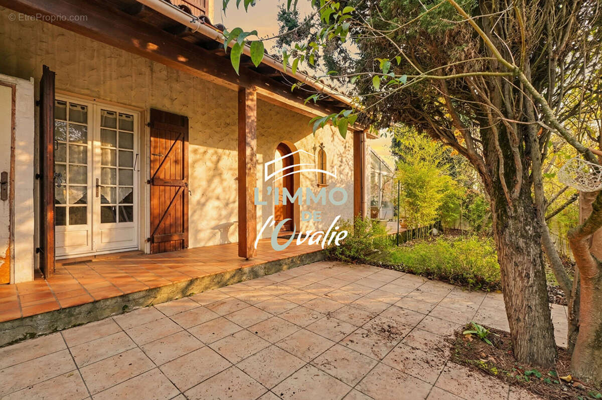 Maison à CASTELGINEST