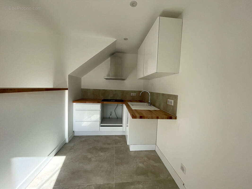 Appartement à SAINTE-SAVINE