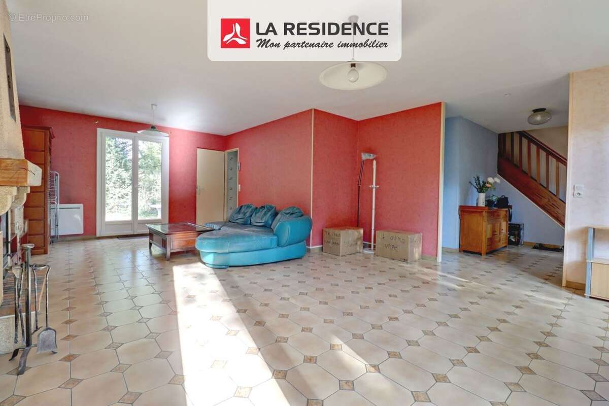 Maison à VERNEUIL-SUR-SEINE