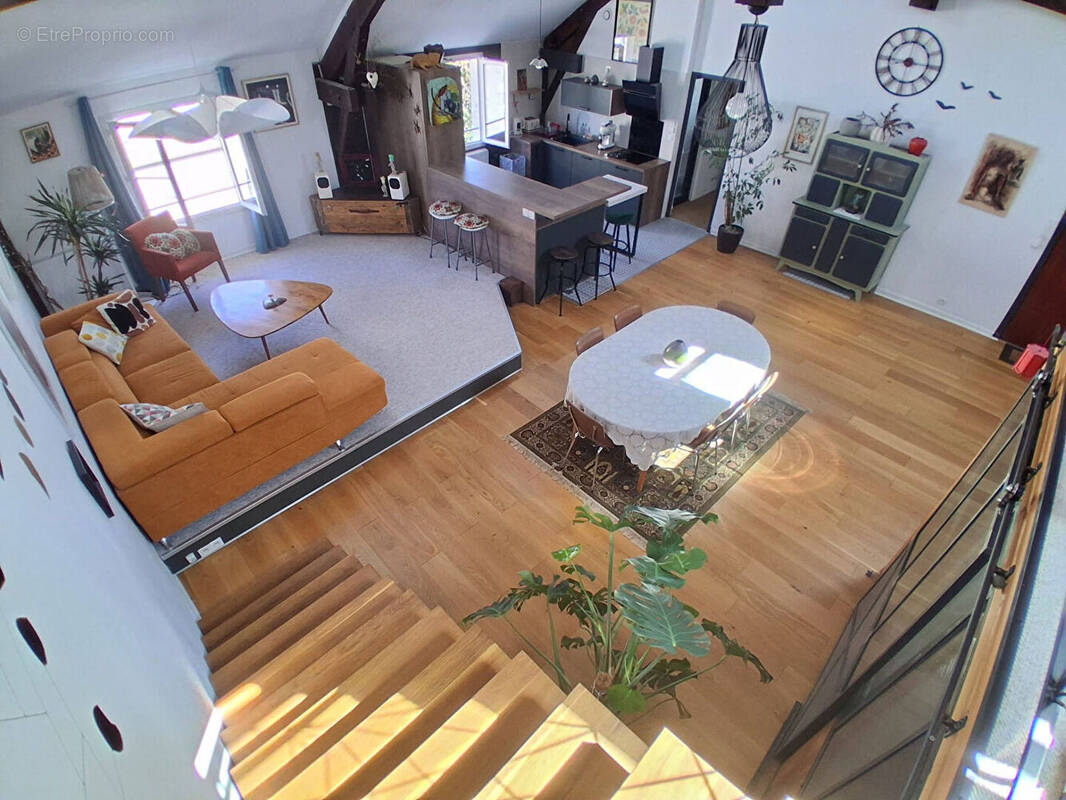 Appartement à LA RICHE