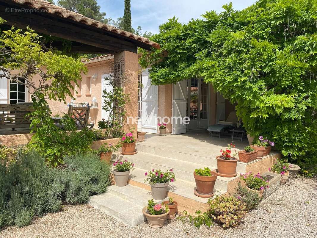 Maison à LORGUES