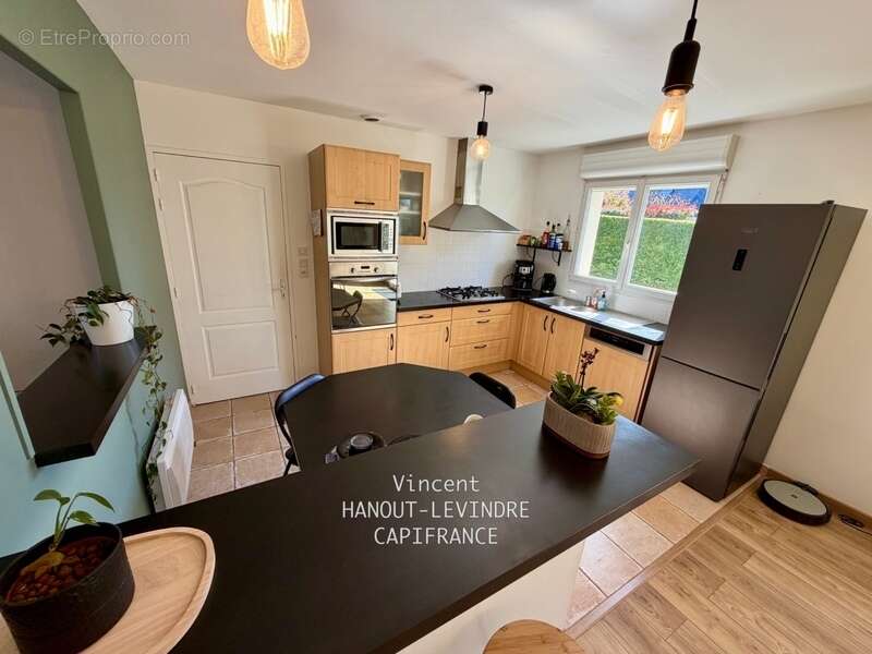 Maison à VILLEVEQUE