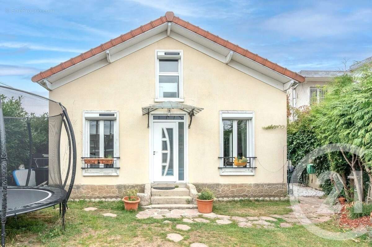 Maison à CHAMPIGNY-SUR-MARNE