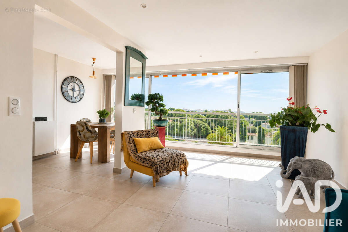 Appartement 58 m² à Mandelieu-La-Napoule  - photo 2