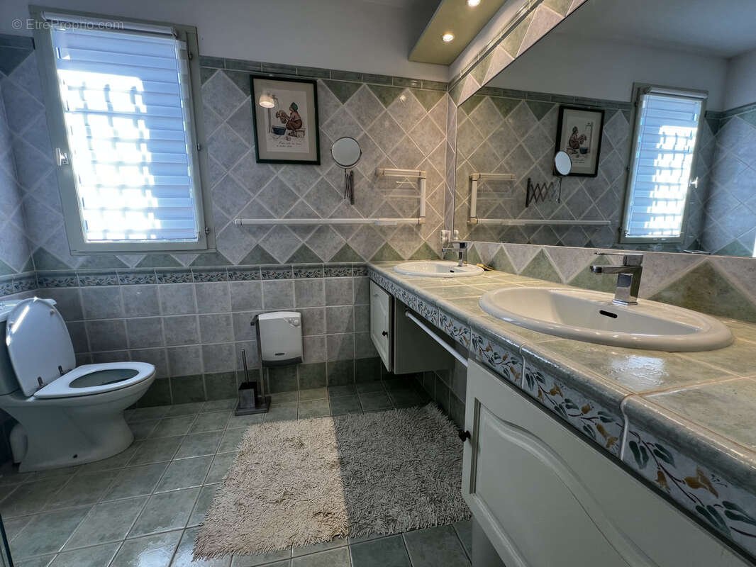 Maison à VAISON-LA-ROMAINE