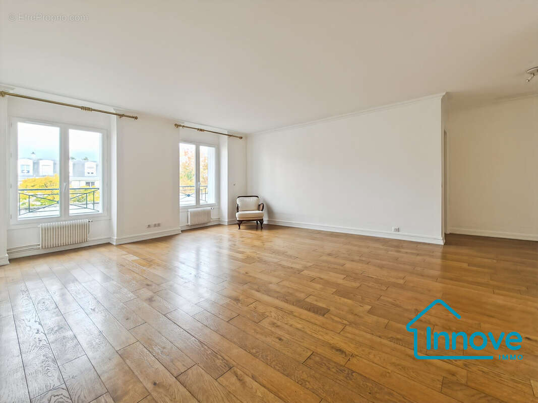 Appartement à VERSAILLES