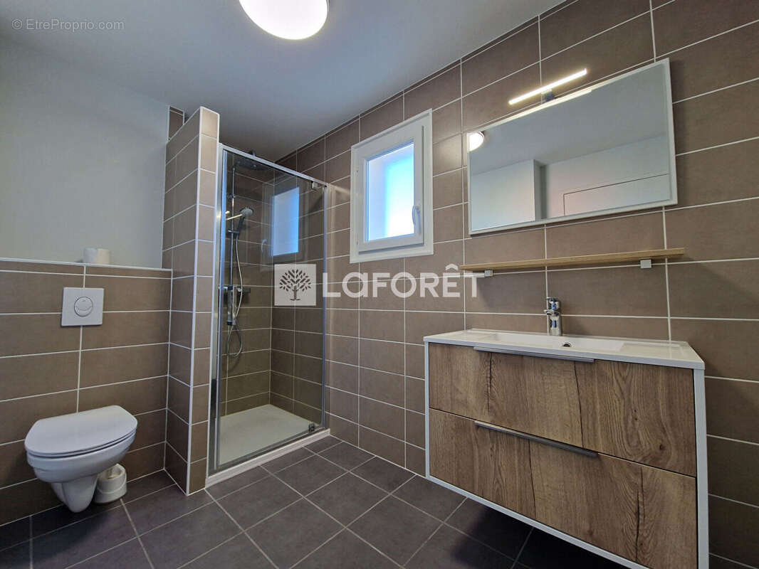 Maison à LE MONASTERE