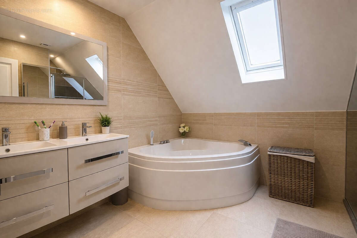 Maison à GUITRANCOURT