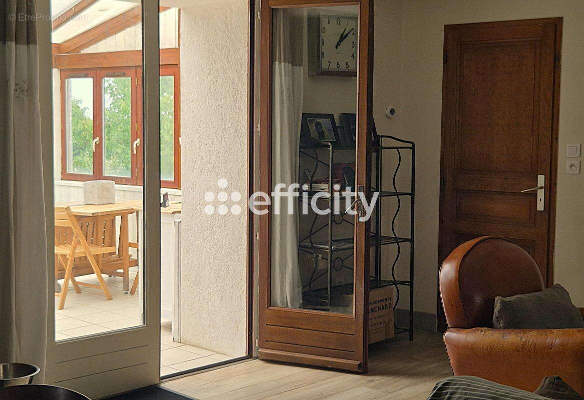 Maison de village - photo 9