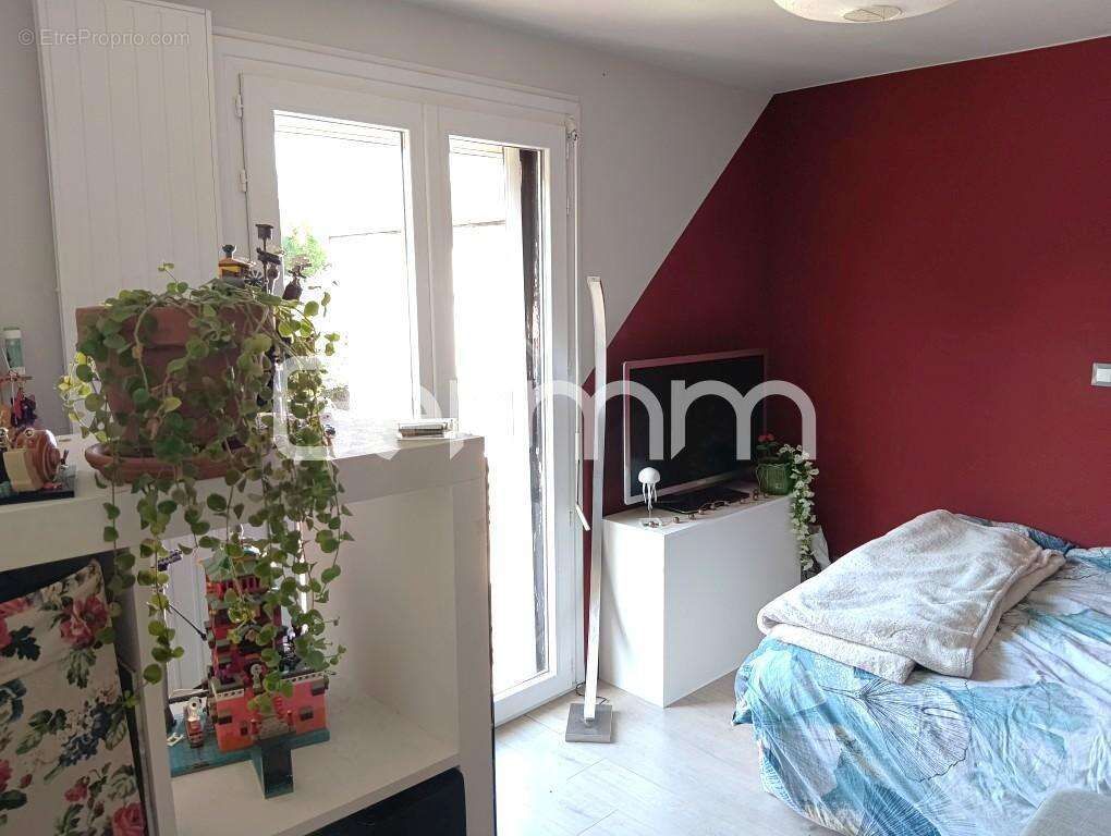 Vente - Maison - 3 pièces + cuisine - 70,66 m² - 219 000 € - LE - photo 8