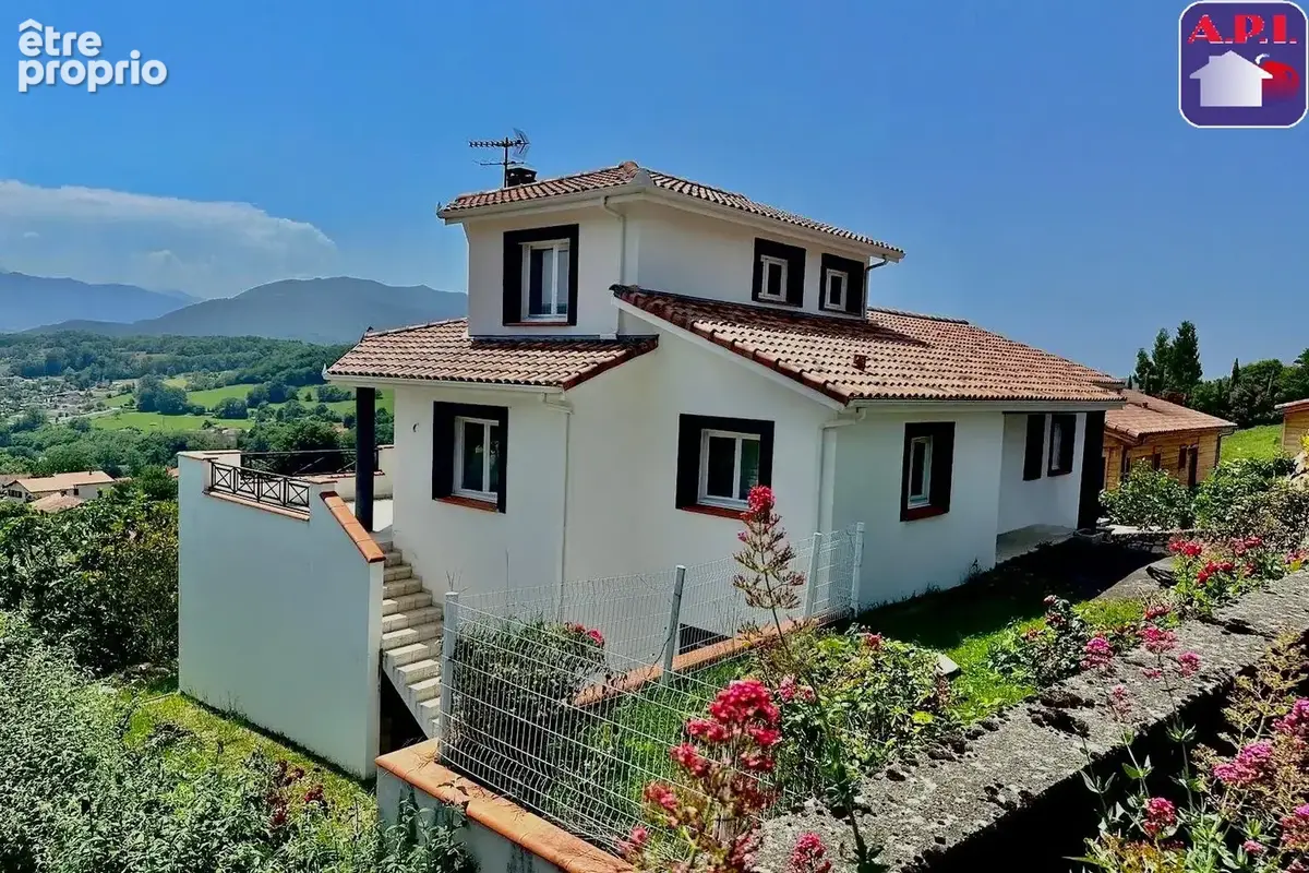 Photo Maison à Saint-Lizier au prix de 369 000€