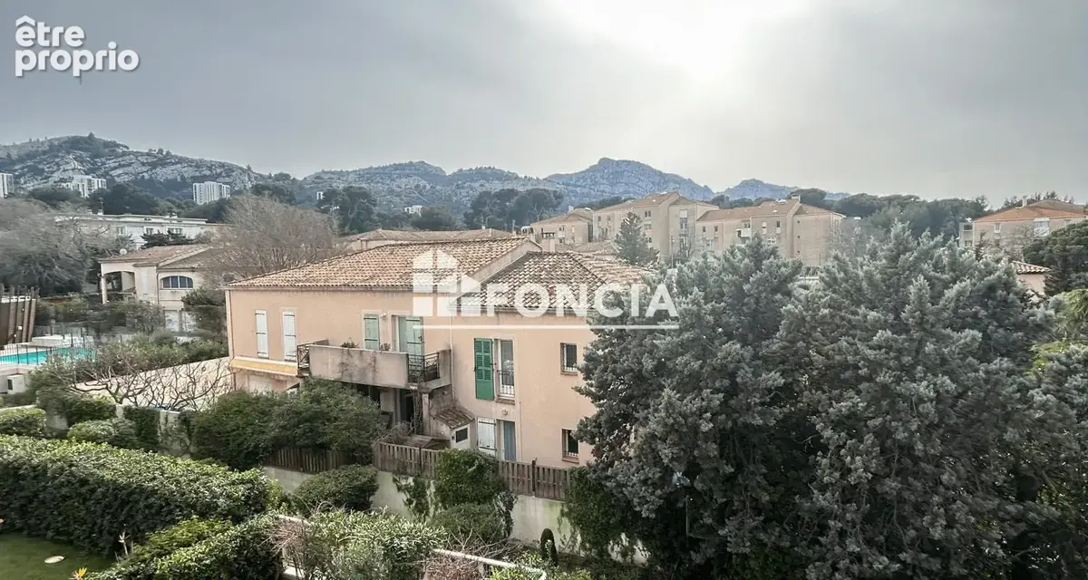 Roy d espagne : type 3 avec terrasse et double box en sous sol - photo 2