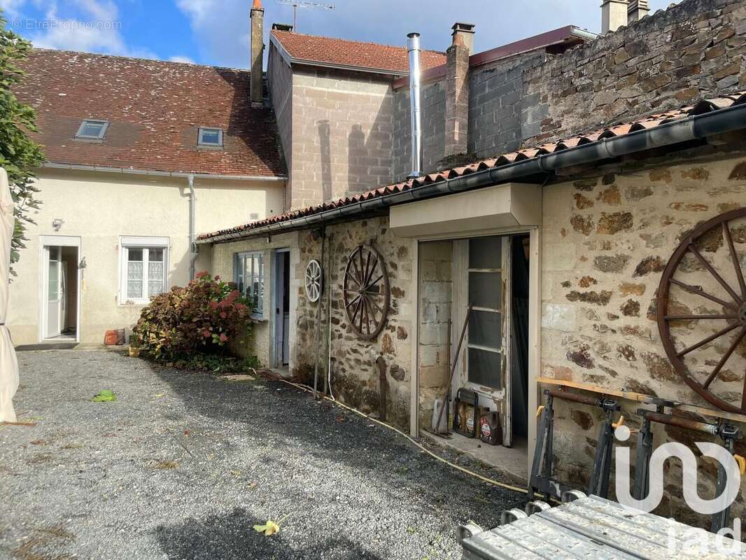 Photo 2 - Maison à LA COQUILLE