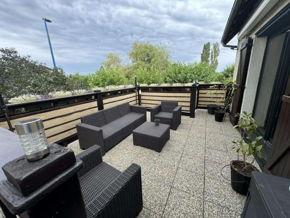 Maison à CHATEAUPONSAC