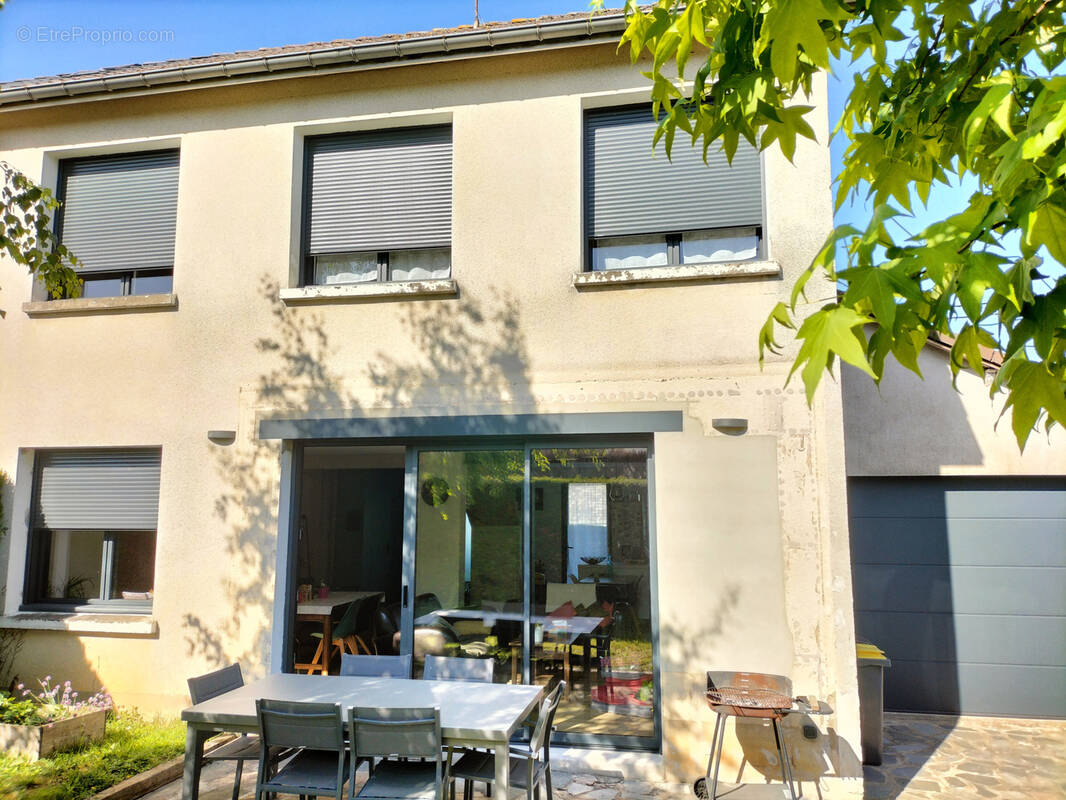 Maison à LAVAL